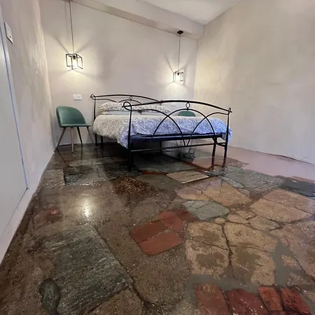 Couette-café Osteria Al Cantonaccio *